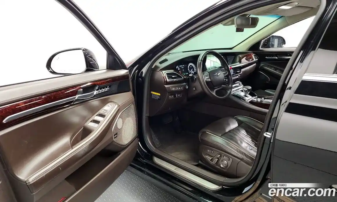 Genesis EQ900 2016 5.0 Автомат в Москве № 58860, фото 18