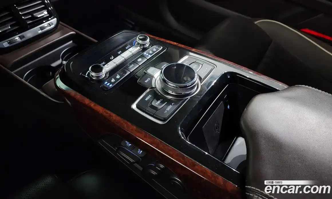 Genesis EQ900 2016 5.0 Автомат в Москве № 58860, фото 7