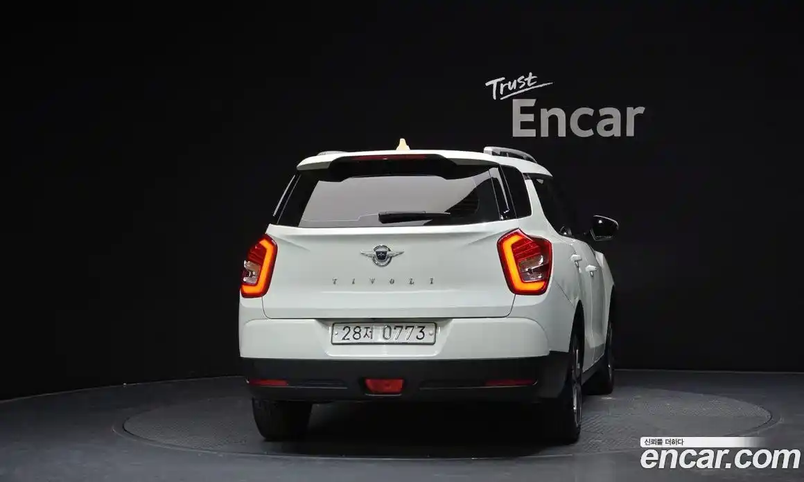 SsangYong TIBOLI 2016 1.6 Автомат в Москве № 66164, фото 11