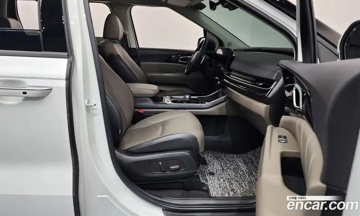 Kia Canival 2025 2.2 Автомат в Москве № 75067, фото 16