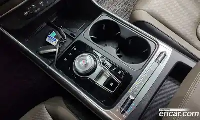 Kia Canival 2025 2.2 Автомат в Москве № 75067, миниатюра 9