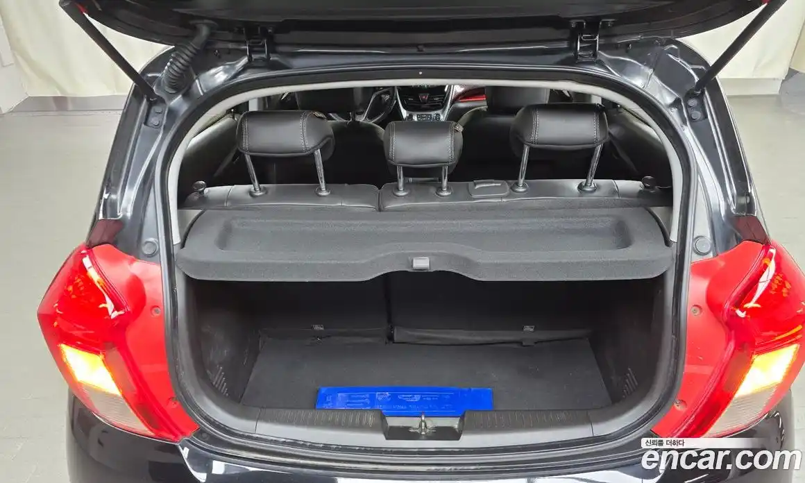 Chevrolet Spark 2017 1.0 Автомат в Москве № 80520, фото 8