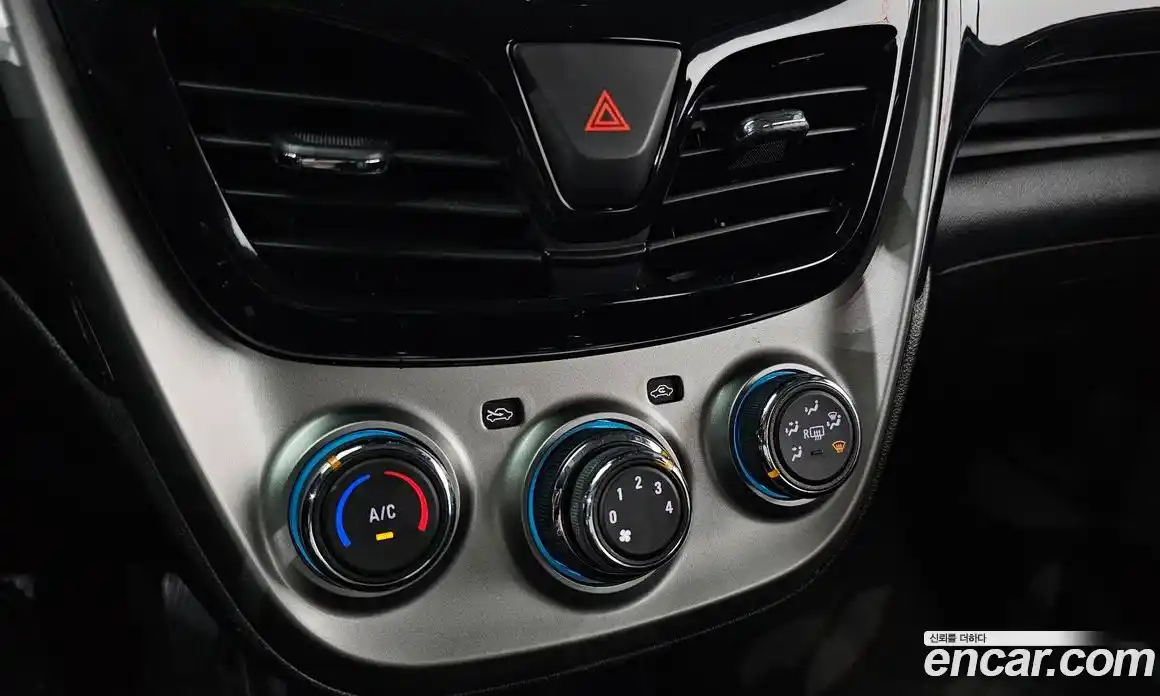 Chevrolet Spark 2016 1.0 Автомат в Москве № 81999, фото 19