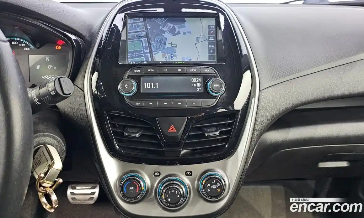 Chevrolet Spark 2017 1.0 Робот в Москве № 94734, фото 15