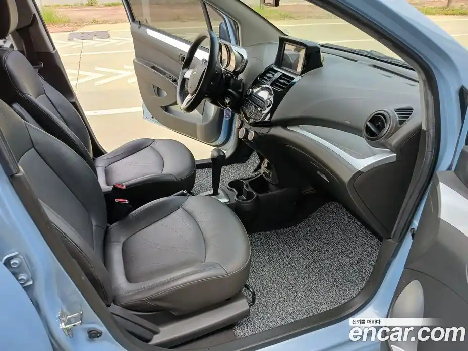 Chevrolet Spark 2014 1.0 Автомат в Москве № 99617, фото 11