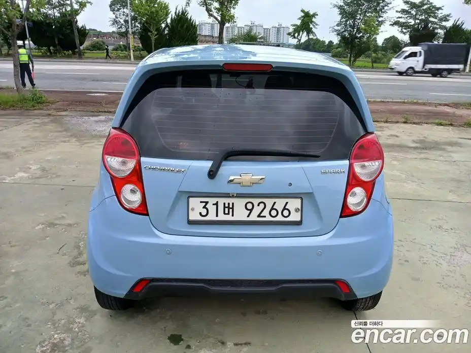 Chevrolet Spark 2014 1.0 Автомат в Москве № 99617, фото 4