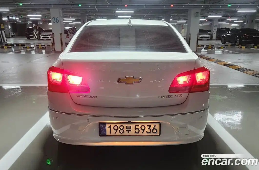 Chevrolet Cruze 2015 1.8 Автомат в Москве № 103238, фото 8
