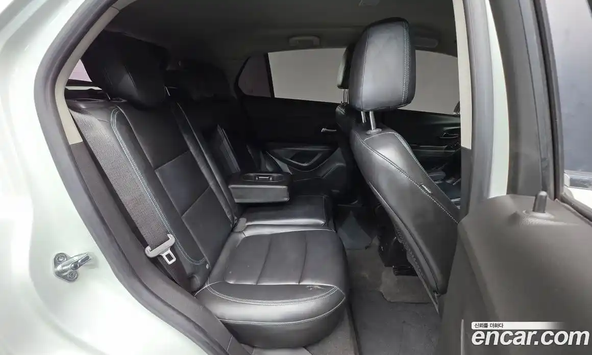 Chevrolet Trax 2015 1.4 Автомат в Москве № 104917, фото 13