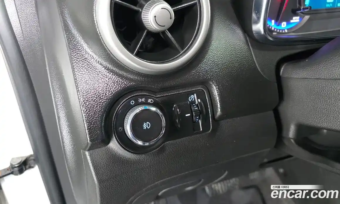 Chevrolet Trax 2015 1.4 Автомат в Москве № 104917, фото 18