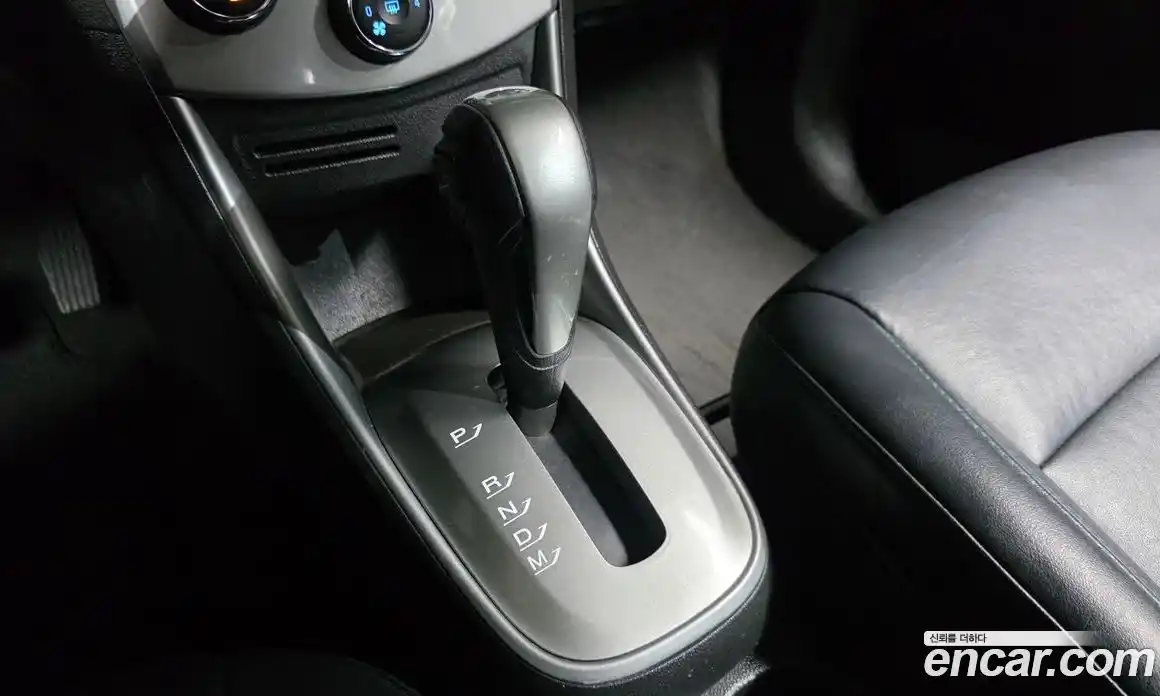 Chevrolet Trax 2015 1.4 Автомат в Москве № 104917, фото 4