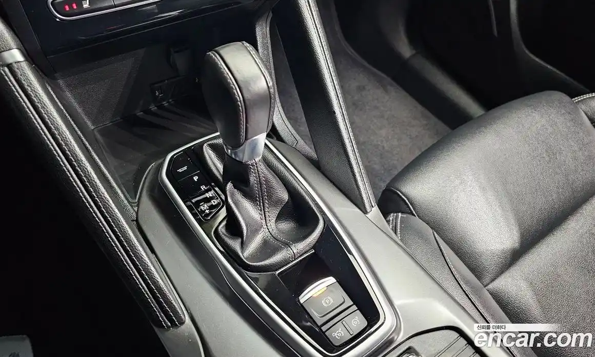 Renault QM6 2023 2.0 Автомат в Москве № 106858, фото 8