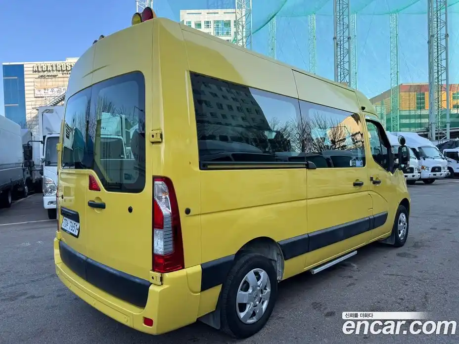 Renault Master 2019 2.3 Механическая в Москве № 107531, фото 6