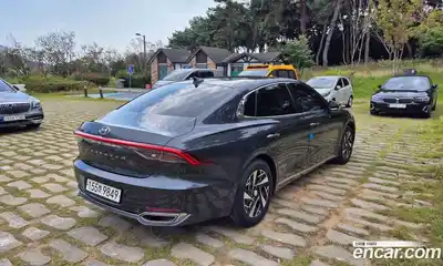Hyundai Grandeur 2022 2.4 Автомат в Москве № 108417, миниатюра 5