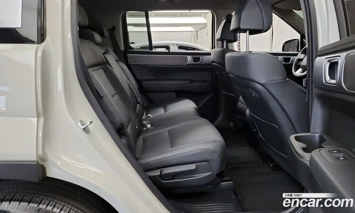 Hyundai Santa Fe 2024 2.5 Автомат в Москве № 108859, фото 14