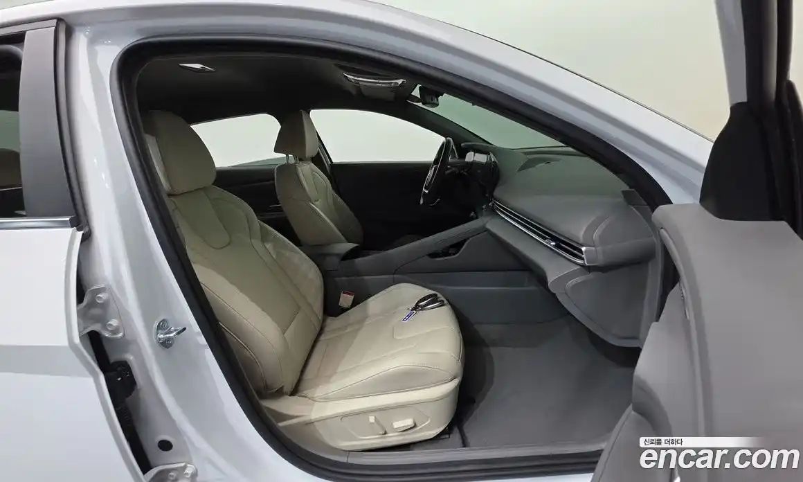 Hyundai Avante 2024 1.6 Автомат в Москве № 111173, фото 5