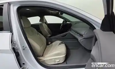 Hyundai Avante 2024 1.6 Автомат в Москве № 111173, миниатюра 5