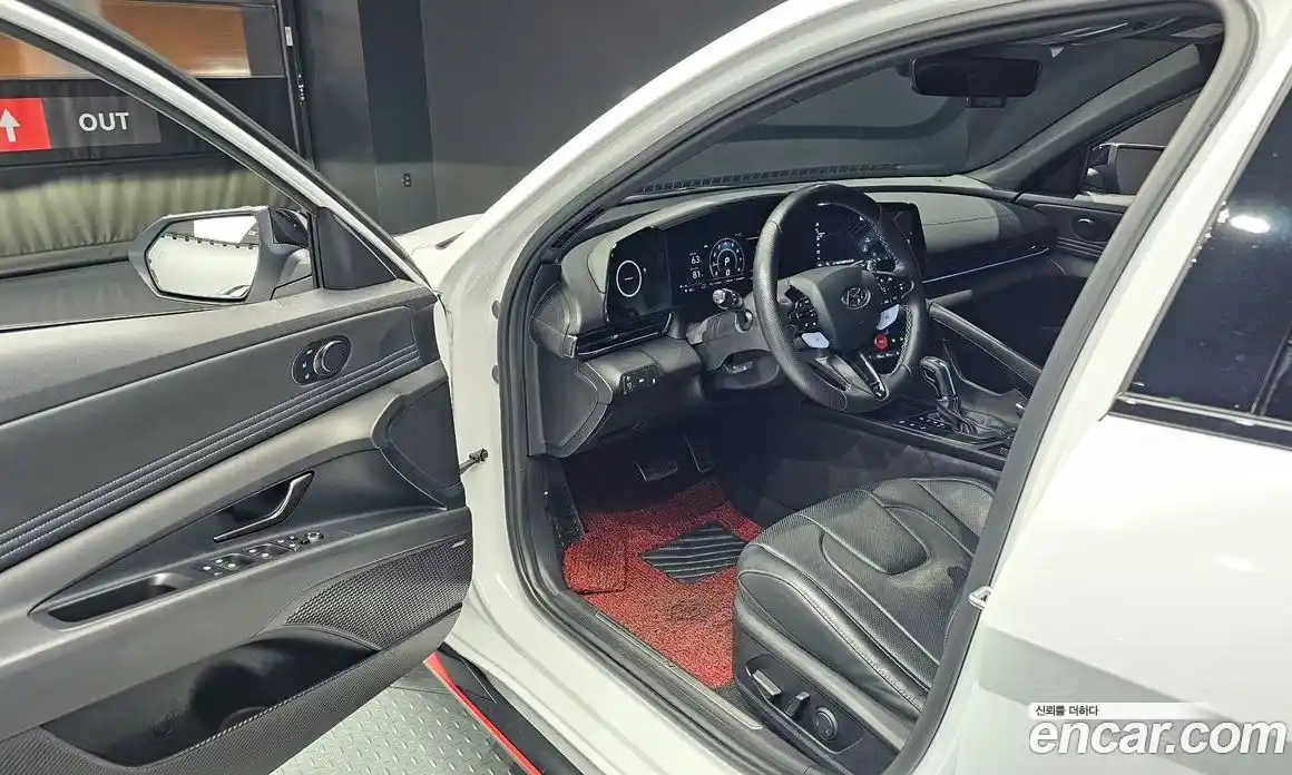 Hyundai Avante 2022 2.0 Автомат в Москве № 112043, фото 16