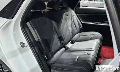 Hyundai Avante 2022 2.0 Автомат в Москве № 112043, миниатюра 3