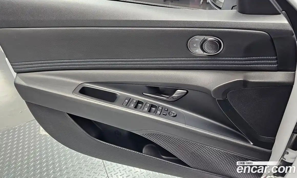 Hyundai Avante 2022 2.0 Автомат в Москве № 112043, фото 6