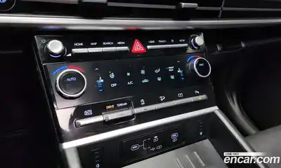 Hyundai Santa Fe 2024 2.5 Автомат в Москве № 112117, миниатюра 8