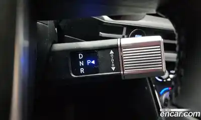 Hyundai Santa Fe 2024 2.5 Автомат в Москве № 112117, миниатюра 9