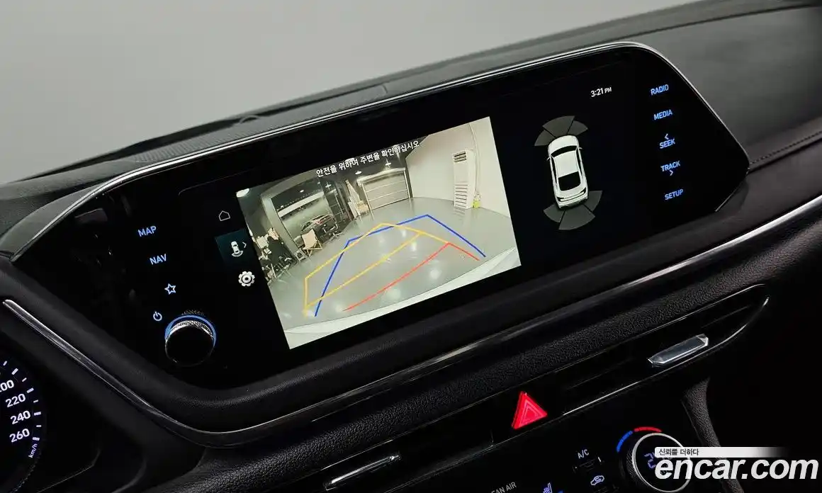 Hyundai Sonata 2022 2.0 Автомат в Москве № 113053, фото 16