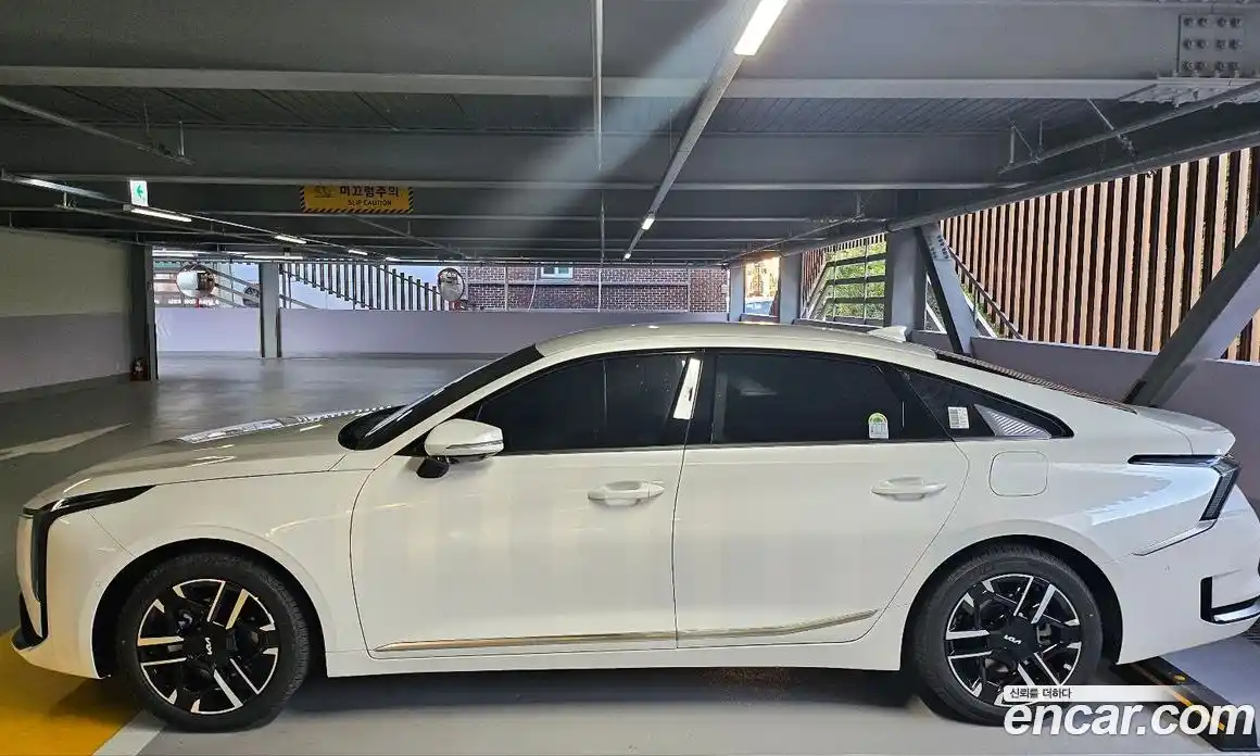 Kia K8 2025 1.6 Автомат в Москве № 114957, фото 4