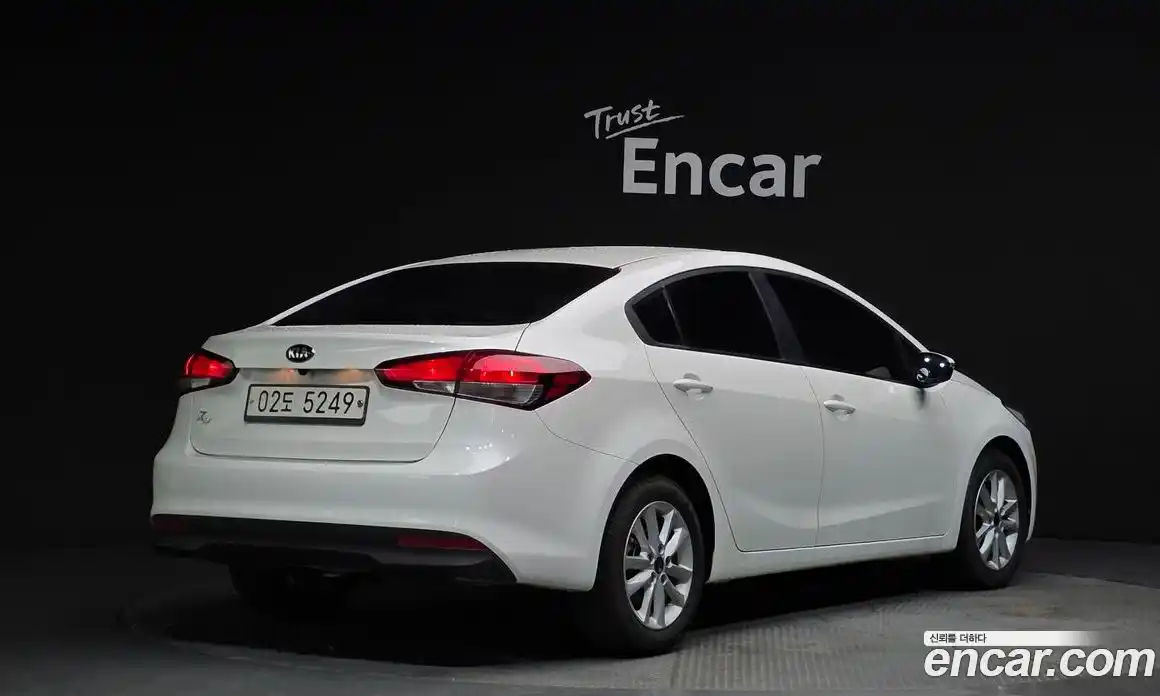 Kia K3 2018 1.6 Автомат в Москве № 115010, фото 12