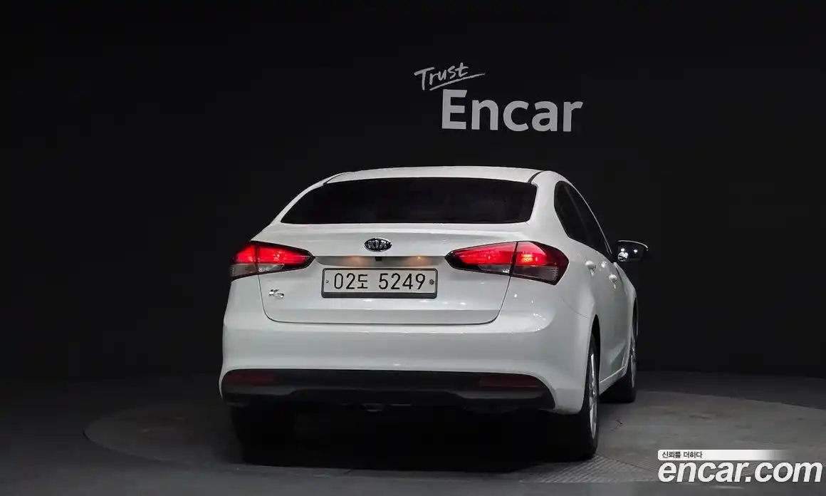 Kia K3 2018 1.6 Автомат в Москве № 115010, фото 13