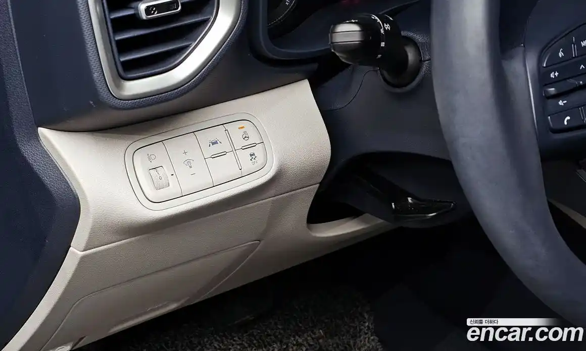 Hyundai Venue 2021 1.6 Автомат в Москве № 118790, фото 14