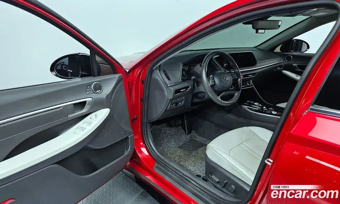 Hyundai Sonata 2021 1.6 Автомат в Москве № 119697, фото 20