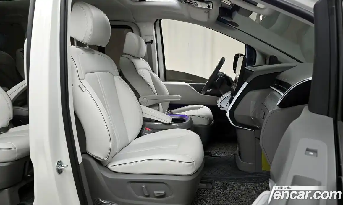 Hyundai Staria 2025 2.2 Автомат в Москве № 119911, фото 13