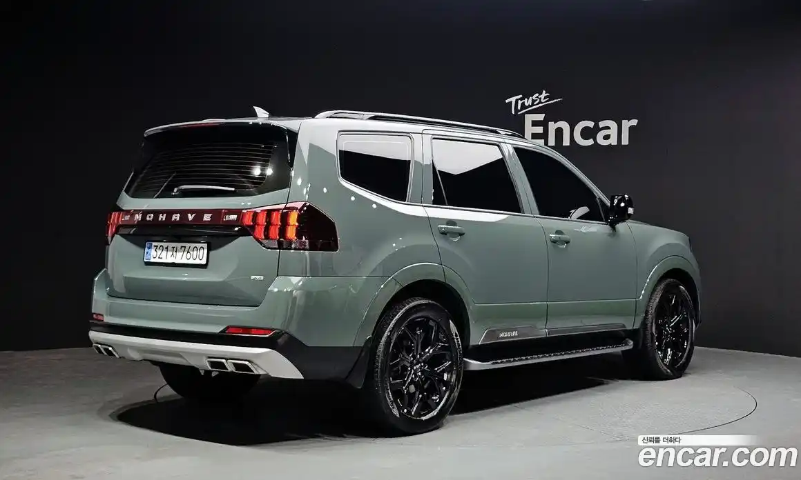 Kia Mohave 2024 3.0 Автомат в Москве № 120440, фото 17