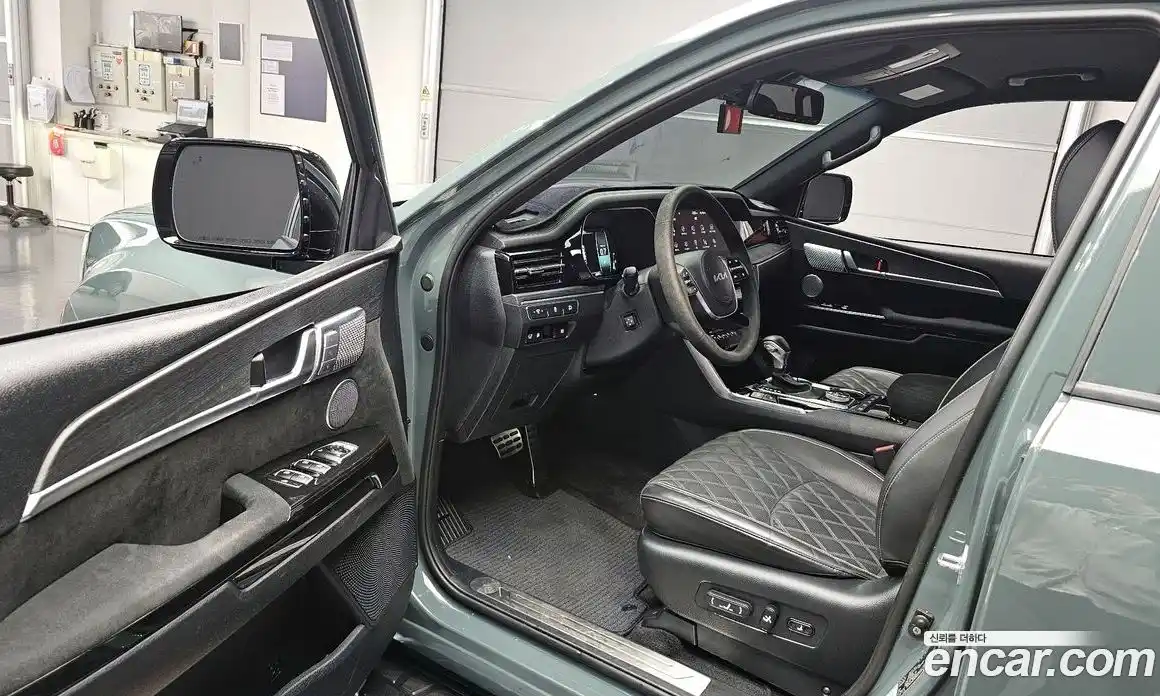 Kia Mohave 2024 3.0 Автомат в Москве № 120440, фото 3