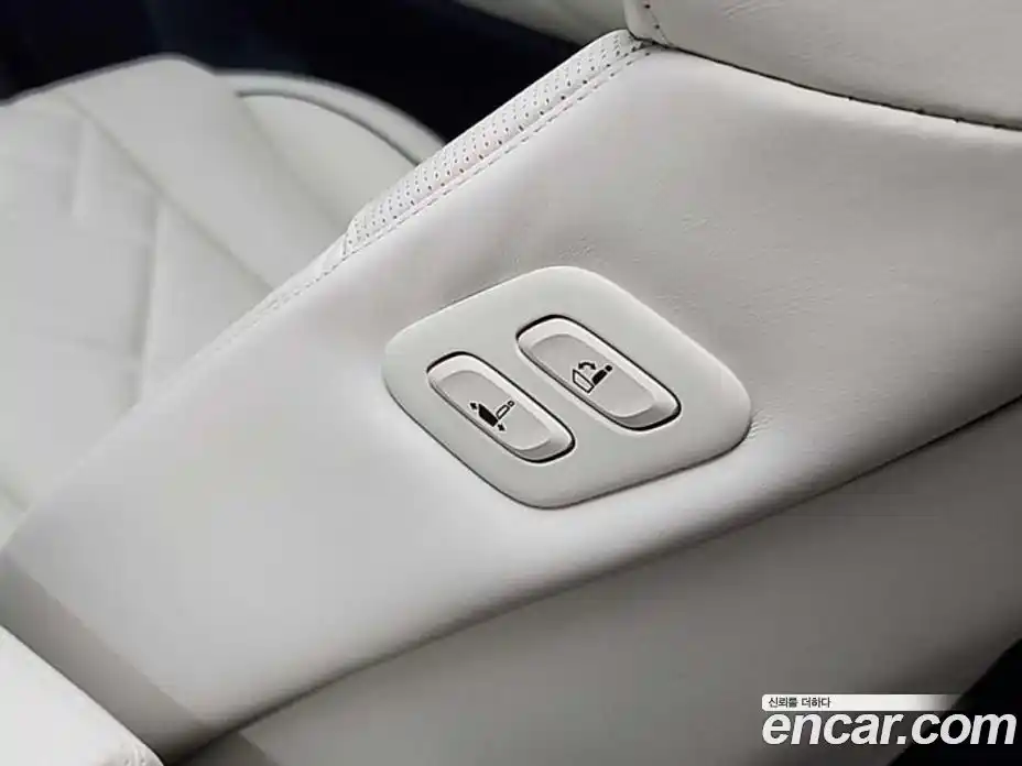 Genesis GV80 2024 2.5 Автомат в Москве № 122462, фото 13