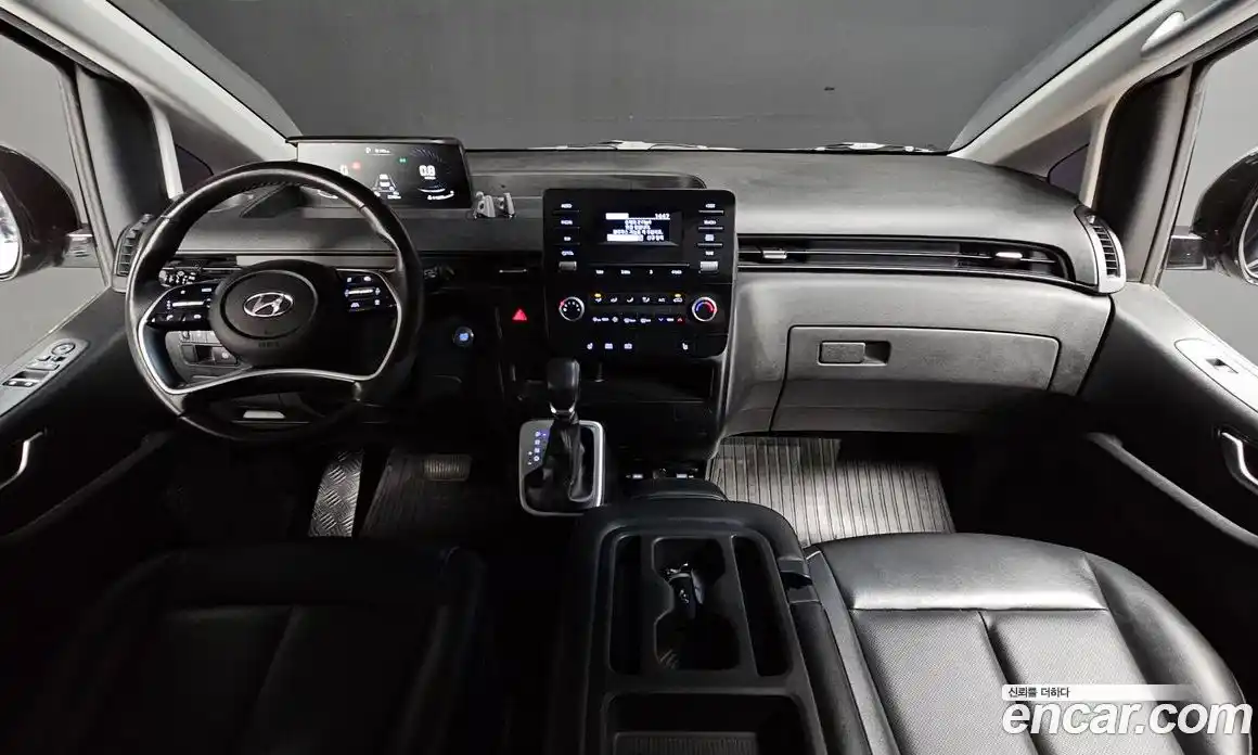 Hyundai Staria 2022 2.2 Автомат в Москве № 124911, фото 4