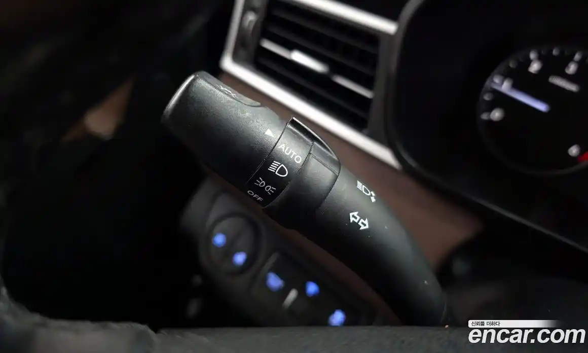 Hyundai Starex 2020 2.5 Автомат в Москве № 126212, фото 8