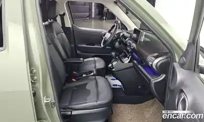 Hyundai Casper 2023 1.0 Автомат в Москве № 129254, миниатюра 5