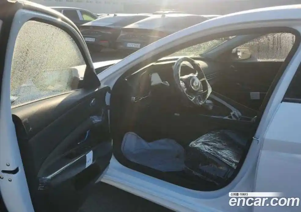 Hyundai Avante 2026 1.6 Автомат в Москве № 129403, фото 4