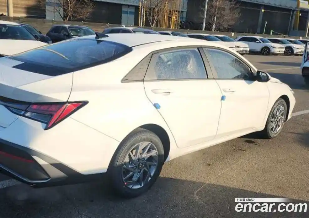 Hyundai Avante 2026 1.6 Автомат в Москве № 129403, фото 5