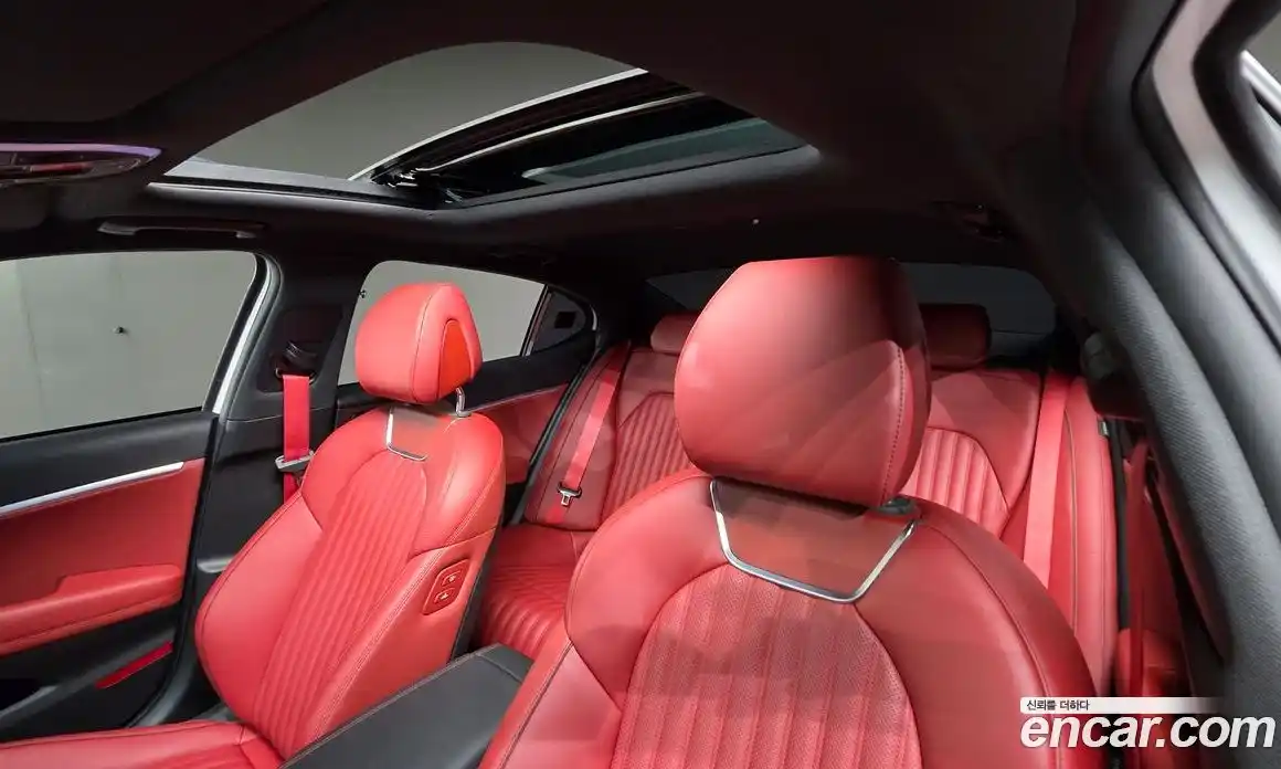 Genesis G70 2024 2.5 Автомат в Москве № 12948, фото 12