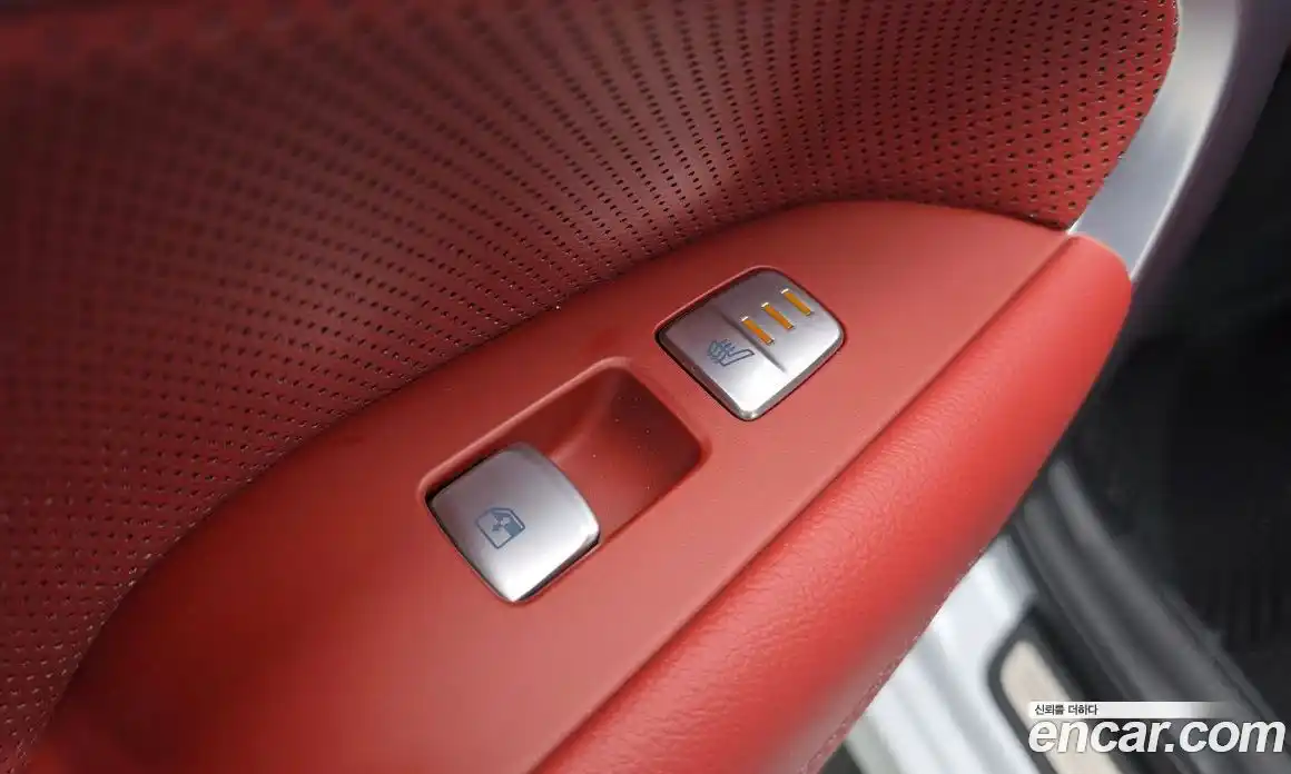 Genesis G70 2024 2.5 Автомат в Москве № 12948, фото 18