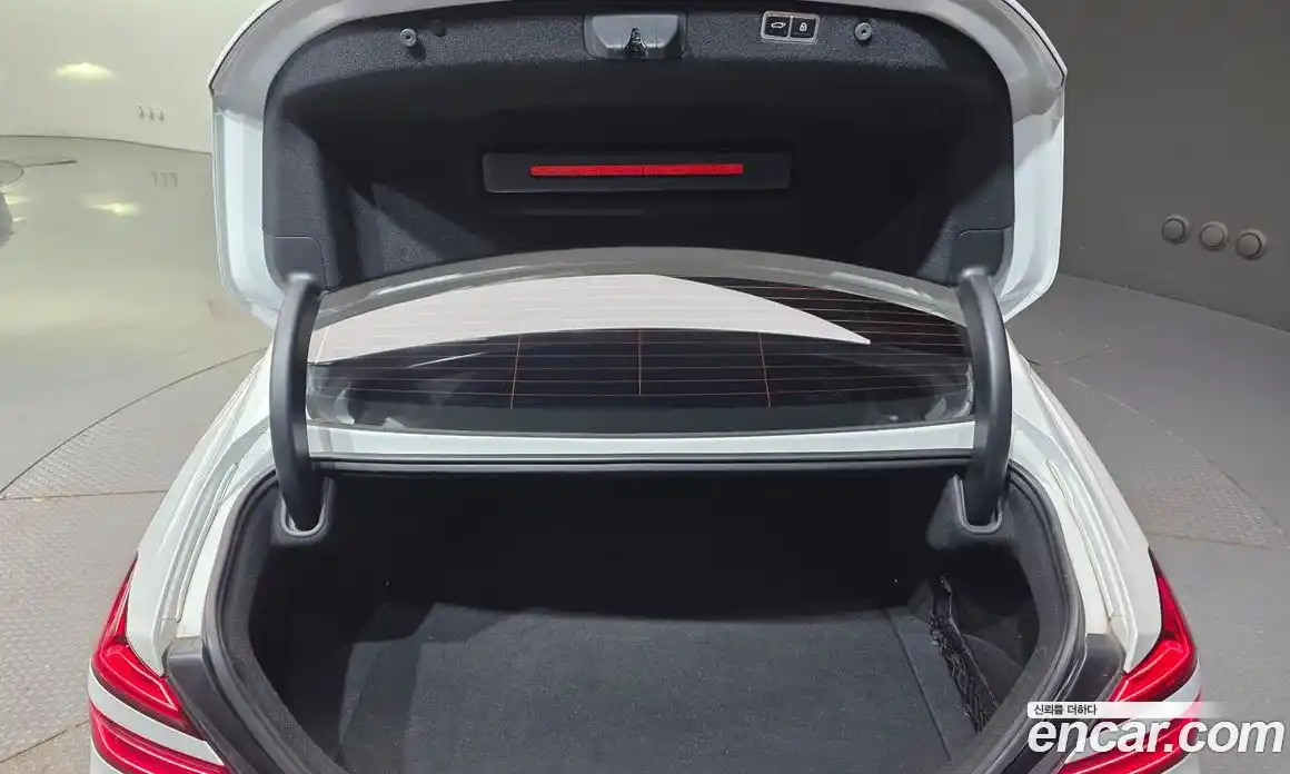 Genesis G70 2024 2.5 Автомат в Москве № 12948, фото 20