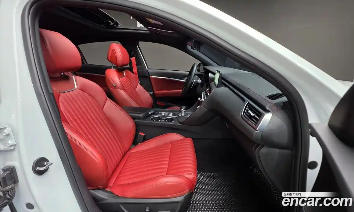 Genesis G70 2024 2.5 Автомат в Москве № 12948, фото 10