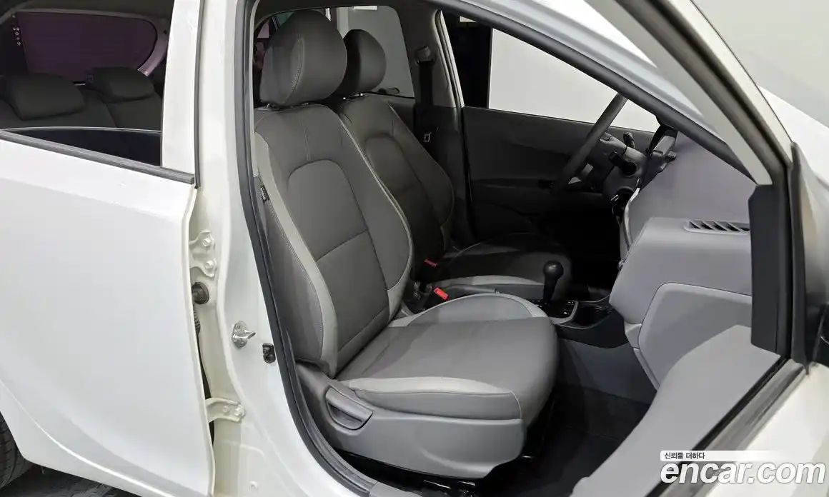 Kia Morning 2020 1.0 Автомат в Москве № 130389, фото 13