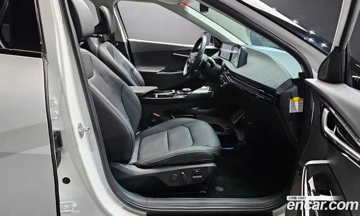 Kia EV6 2024 0.1 Автомат в Москве № 133099, фото 11