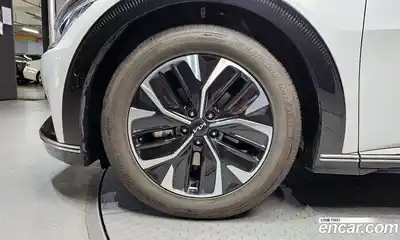 Kia EV6 2024 0.1 Автомат в Москве № 133099, миниатюра 5