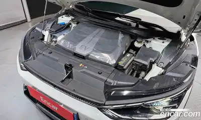 Kia EV6 2024 0.1 Автомат в Москве № 133099, миниатюра 6