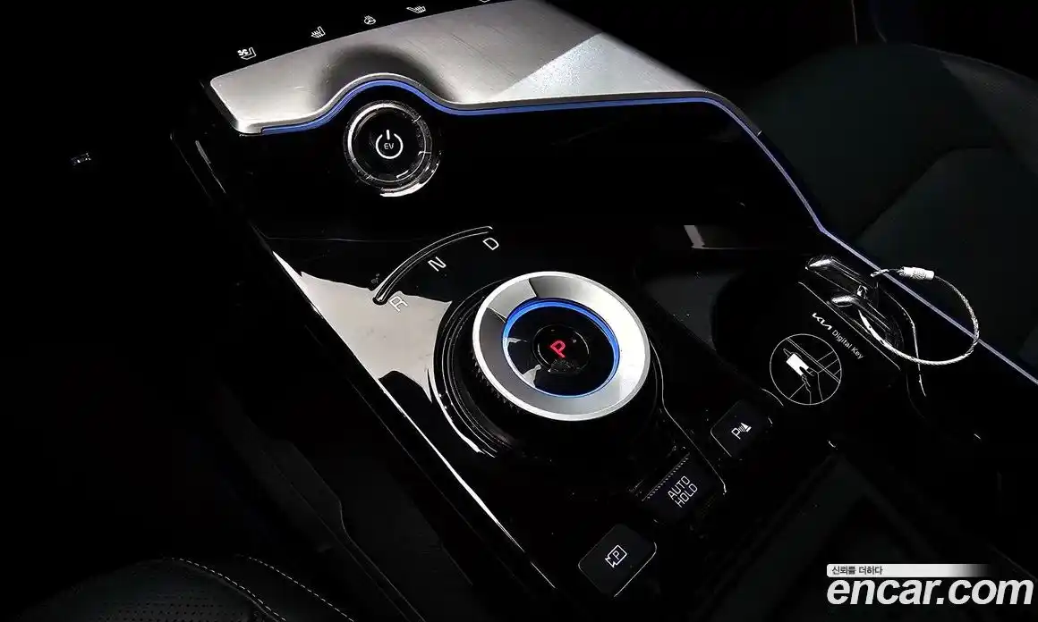 Kia EV6 2024 0.1 Автомат в Москве № 133099, фото 9