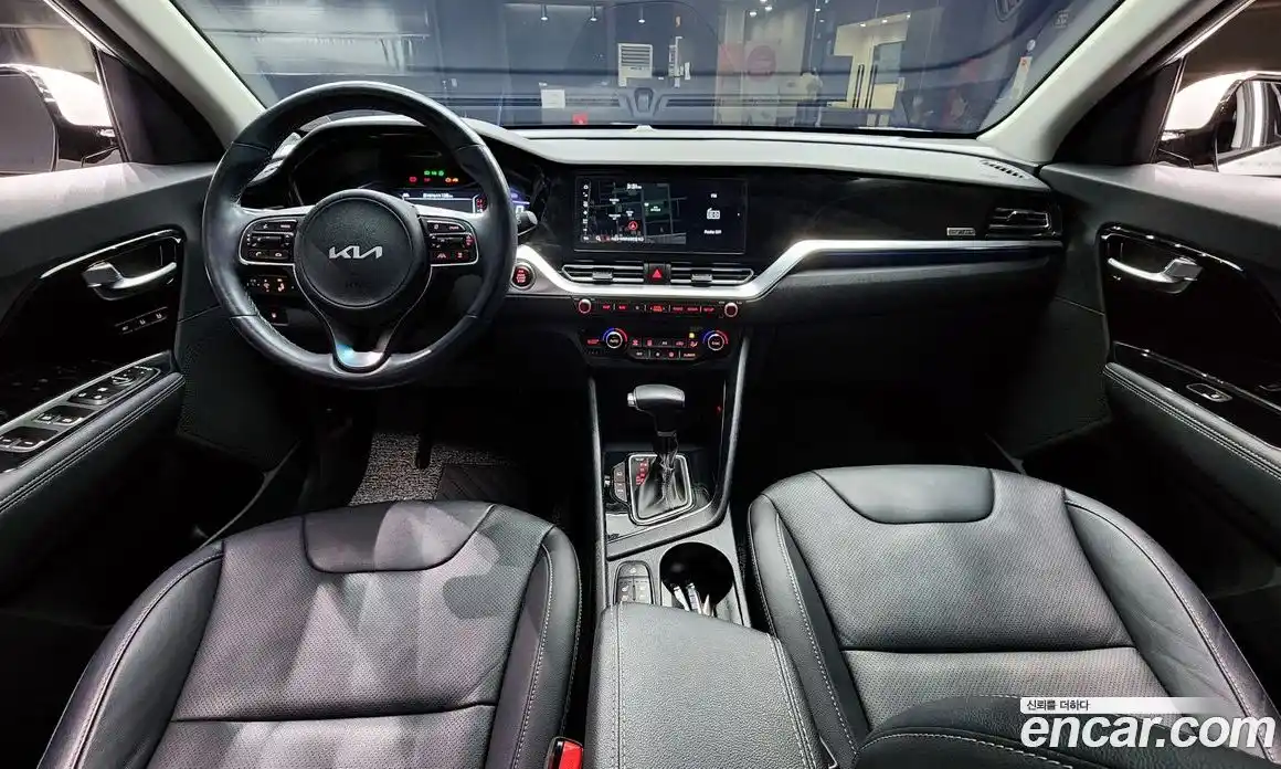 Kia Niro 2022 1.6 Автомат в Москве № 134046, фото 14